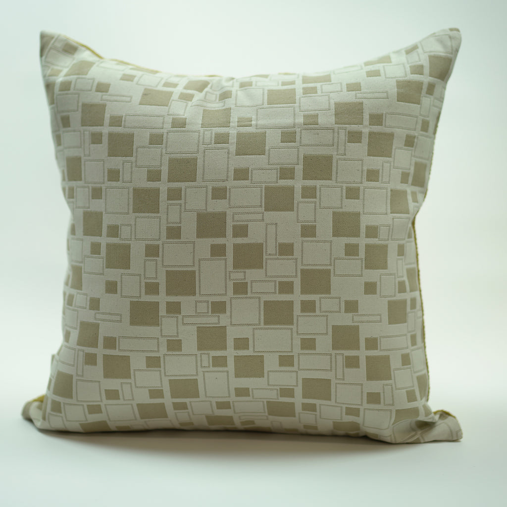 GEOMETRIC PILLOWS