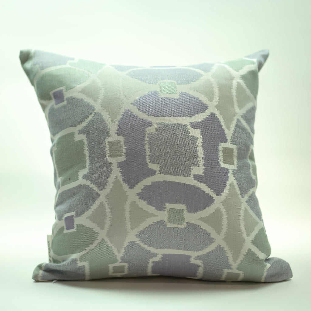 GEOMETRIC PILLOWS