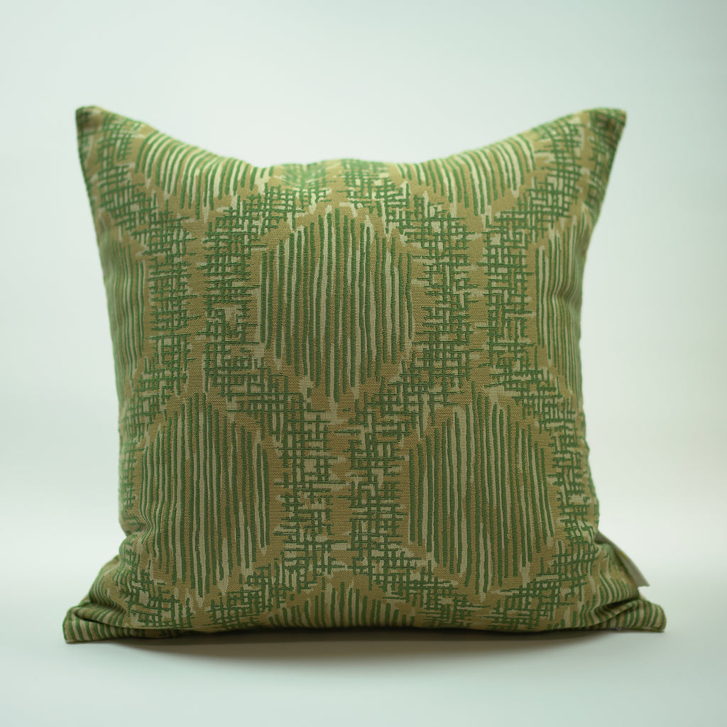 GEOMETRIC PILLOWS