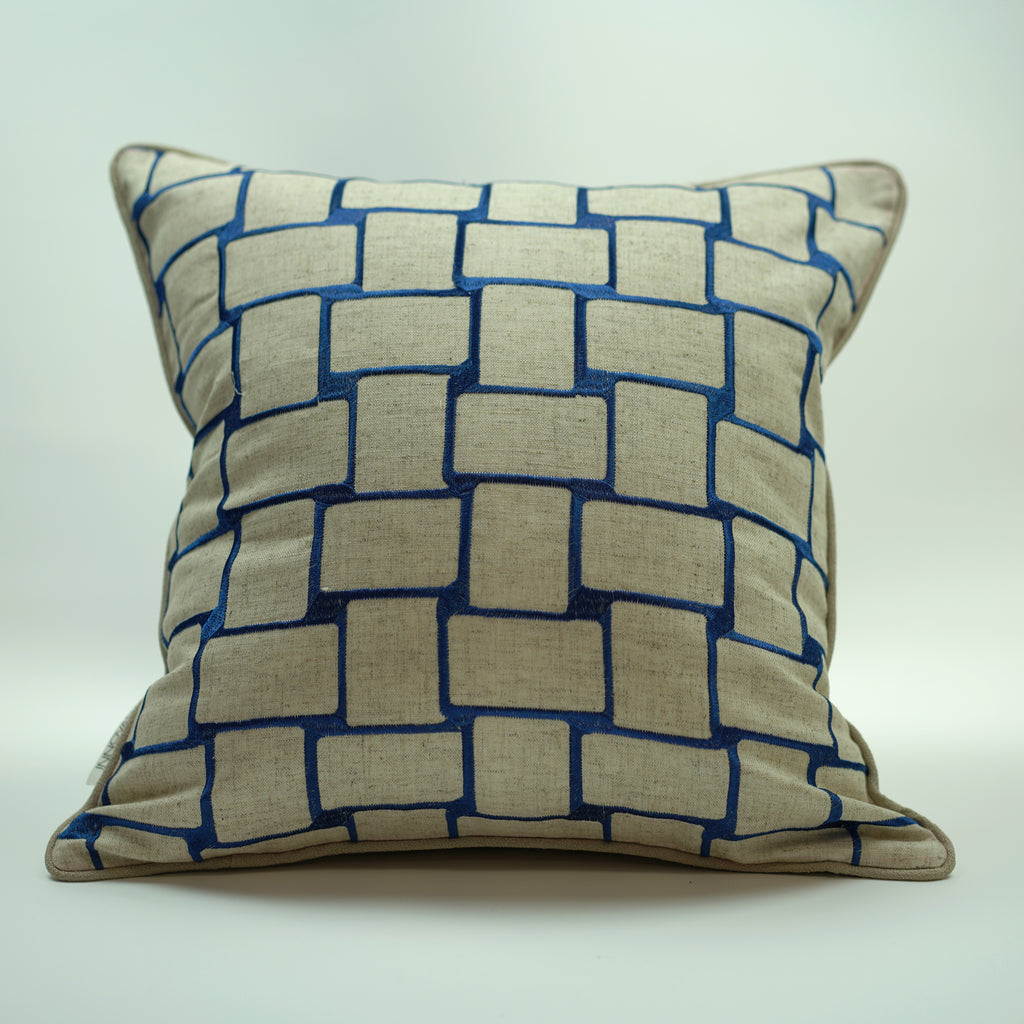 GEOMETRIC PILLOWS
